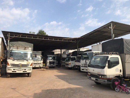 Dịch vụ vận chuyển bằng xe tải - Vận Tải Phú Minh Hoàn - Công Ty TNHH Vận Tải Phú Minh Hoàn